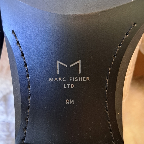 Marc Fisher Flyta Croc Embossed Leather Loafer Mule Square Toe Natural NWOT Sz 9 - Picture 10 of 10